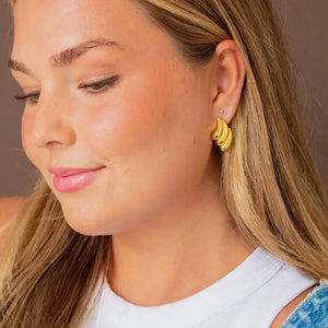 Gold Wing Tip Studs