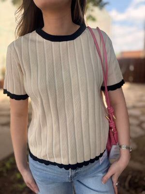 Cream Ribbed Crewneck Short Sleeve Sweater w/ Black Hem