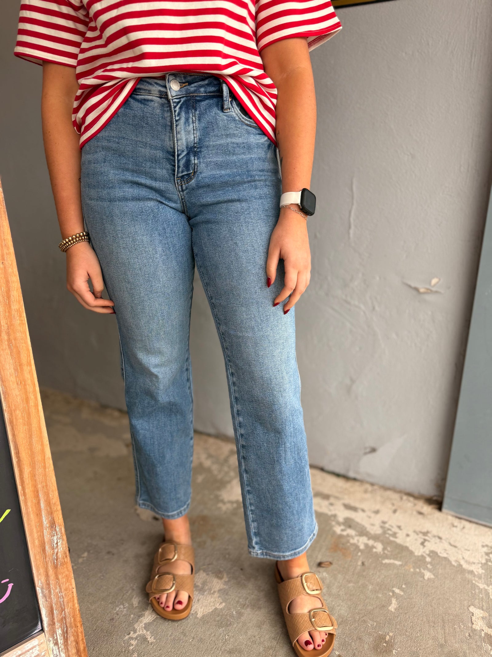 Judy Blue Mid Rise TC Vintage Wash Straight Leg Jeans
