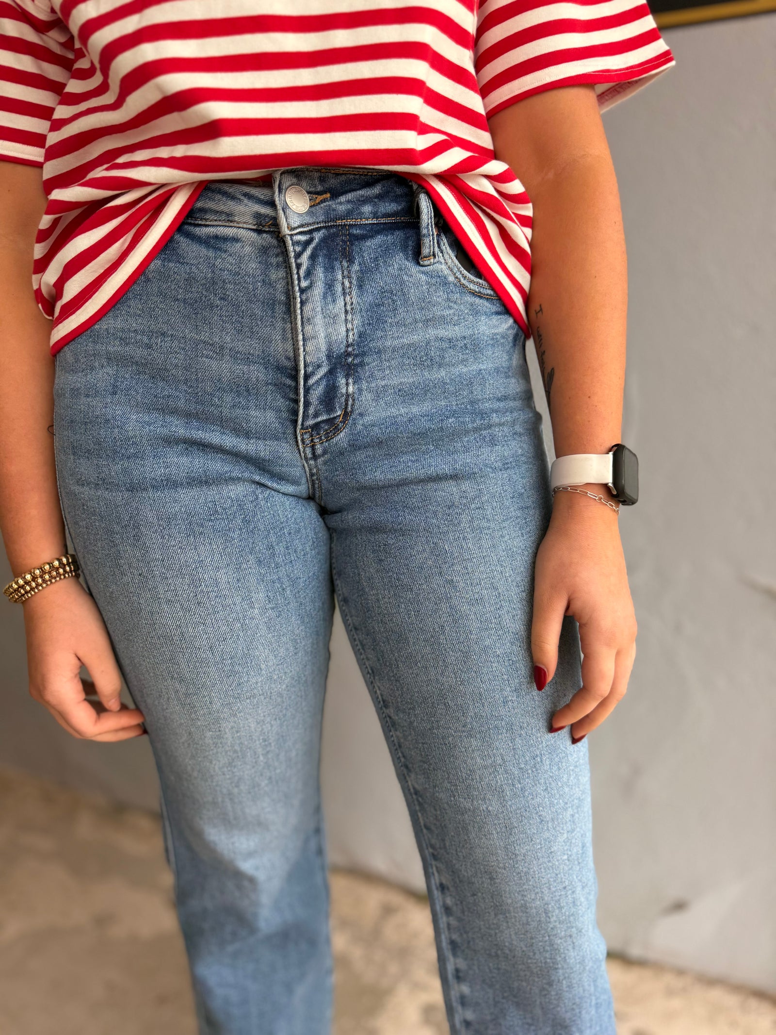 Judy Blue Mid Rise TC Vintage Wash Straight Leg Jeans
