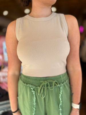 Seamless Ribbed Padded Halter Brami