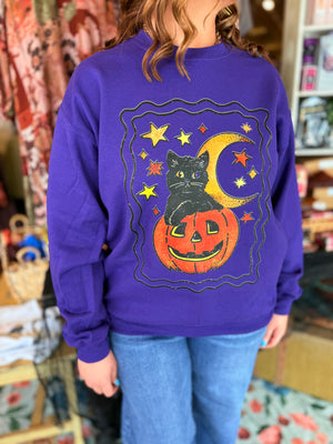 Audacious Purple Vintage Cat Halloween Crewneck